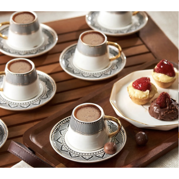 GLOBE SERVICE À CAFÉ KARACA