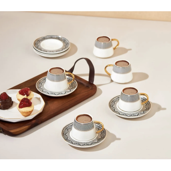 GLOBE SERVICE À CAFÉ KARACA