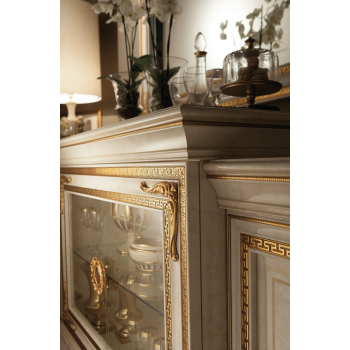 LEONARDO SALON AREDDOCLASSIC